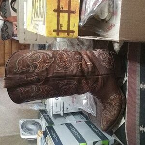 Women's boots